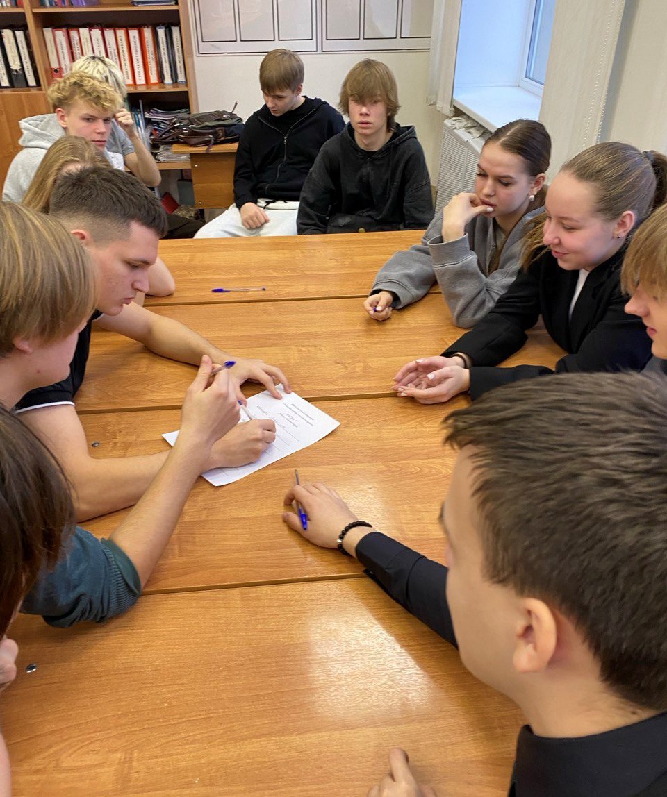 В минувшую пятницу вся страна отмечала День Конституции Российской Федерации В минувшую пятницу вся страна отмечала День Конституции Российской Федерации