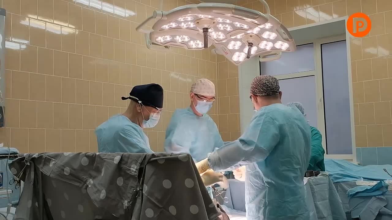 Вернуть радость движения. Костромские травматологи-ортопеды городской больницы в этом году выполнили более 1 000 операций по замене коленных и тазобедренных суставов