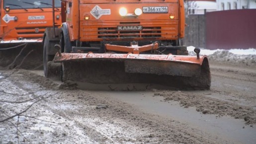 Костромские дорожники ликвидировали последствия снегопада
