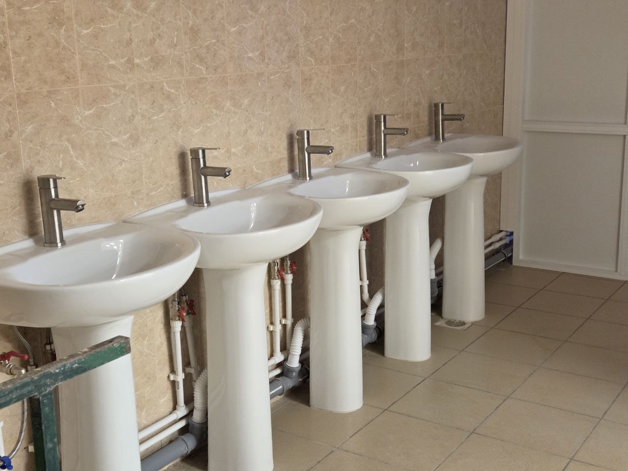 В капитально отремонтированных школах Костромы идет подготовка к возобновлению учебного процесса В капитально отремонтированных школах Костромы идет подготовка к возобновлению учебного процесса