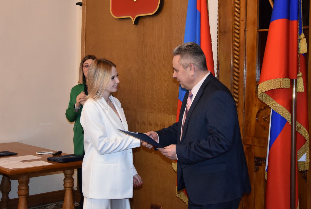 Алексей Смирнов: Они быстрее, выше, сильнее Алексей Смирнов: Они быстрее, выше, сильнее