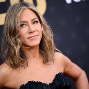 «Дженнифер Энистон» развела пенсионера из Костромы на 245 тысяч рублей