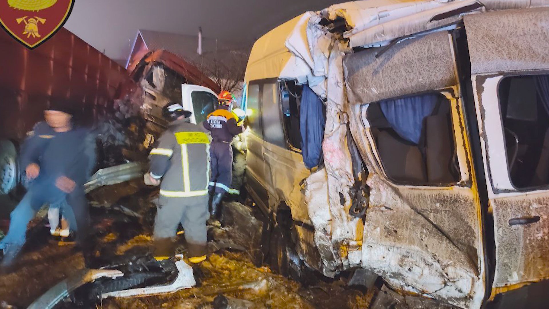 В крупной аварии под Костромой пострадали 7 человек