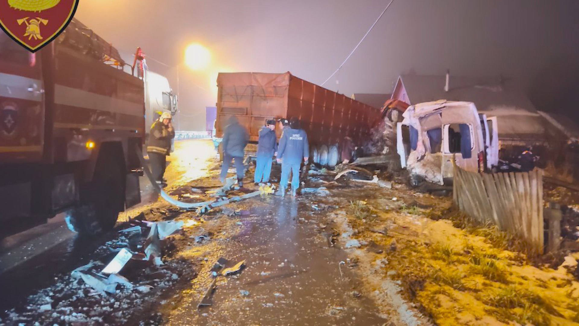 В крупной аварии под Костромой пострадали 7 человек В крупной аварии под Костромой пострадали 7 человек