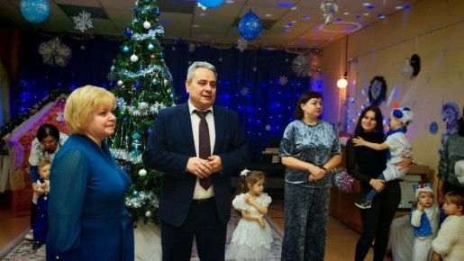 ������� ������� ��������� ��������� � ������������� ���� ������� � ����������� ����� �����