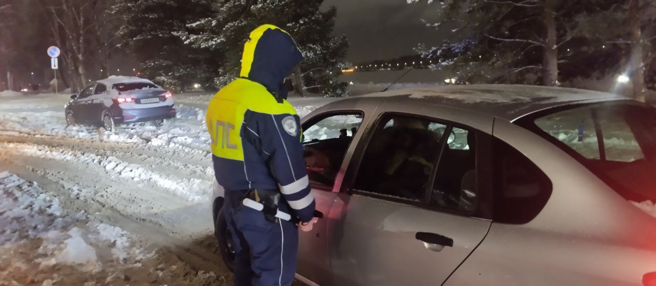 26 декабря 2026 года на территории Костромы в рамках рейдов полицейские выявили 3 факта нетрезвого вождения 26 декабря 2026 года на территории Костромы в рамках рейдов полицейские выявили 3 факта нетрезвого вождения