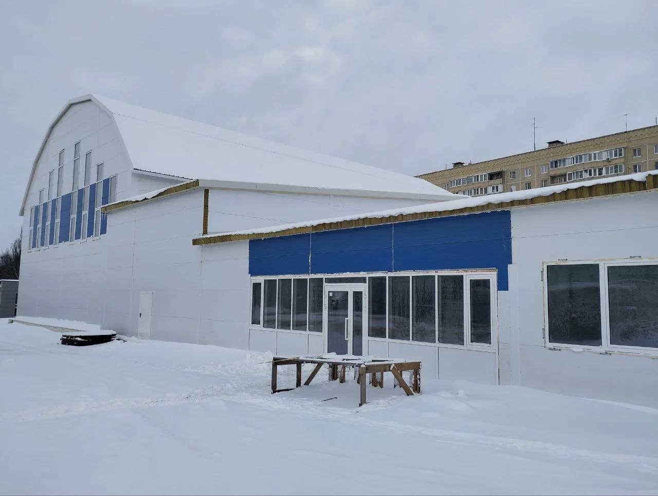 Алексей Смирнов: Оценил, как ведутся работы на еще одном важном для Костромы объекте – модульном бассейне на улице Индустриальной