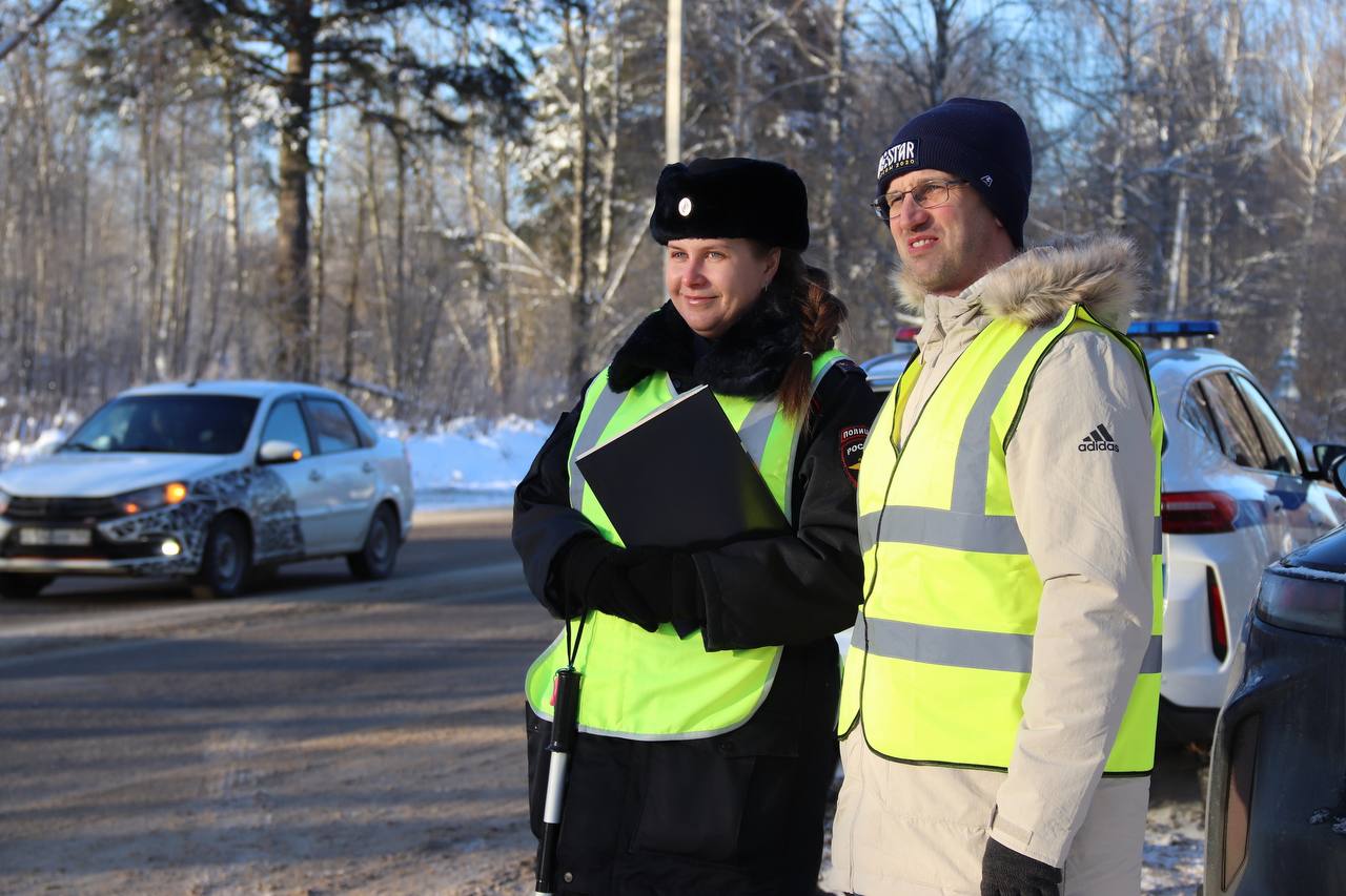Забота о безопасности детей на дорогах Костромской области: автополицейские и члены Общественного совета организовали совместный мониторинг соблюдения правил безопасной перевозки детей Забота о безопасности детей на дорогах Костромской области: автополицейские и члены Общественного совета организовали совместный мониторинг соблюдения правил безопасной перевозки детей