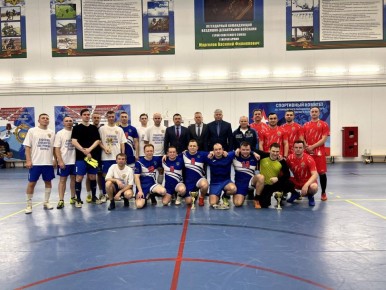 � �������� ��������� ������������ ������ �� ����-�������, ������������ � ������������ 15-����� �� ��� ����������� ������������� �������� ���������� ���������