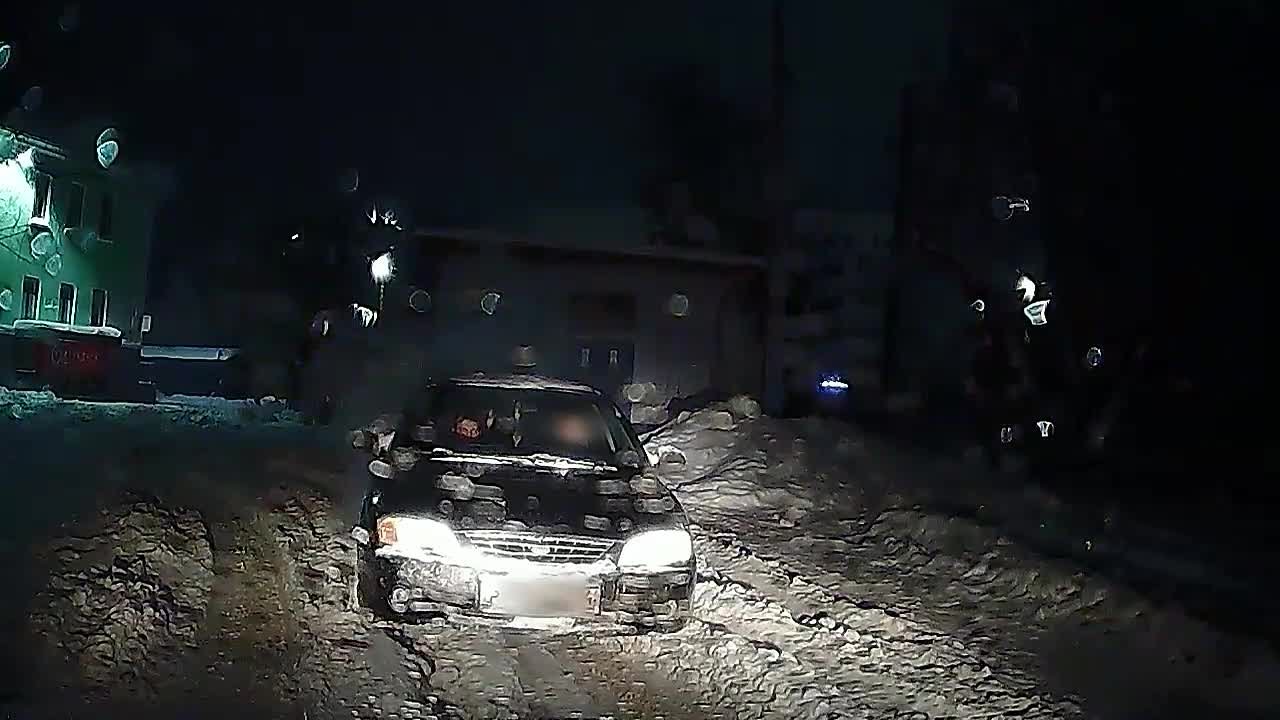 Уже не в первый раз: в Костроме подросток устроил ночную гонку с полицией