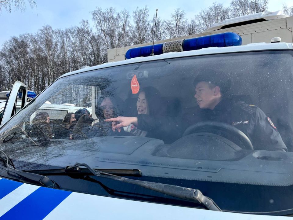 В УМВД России по г. Костроме прошел день открытых дверей для студентов