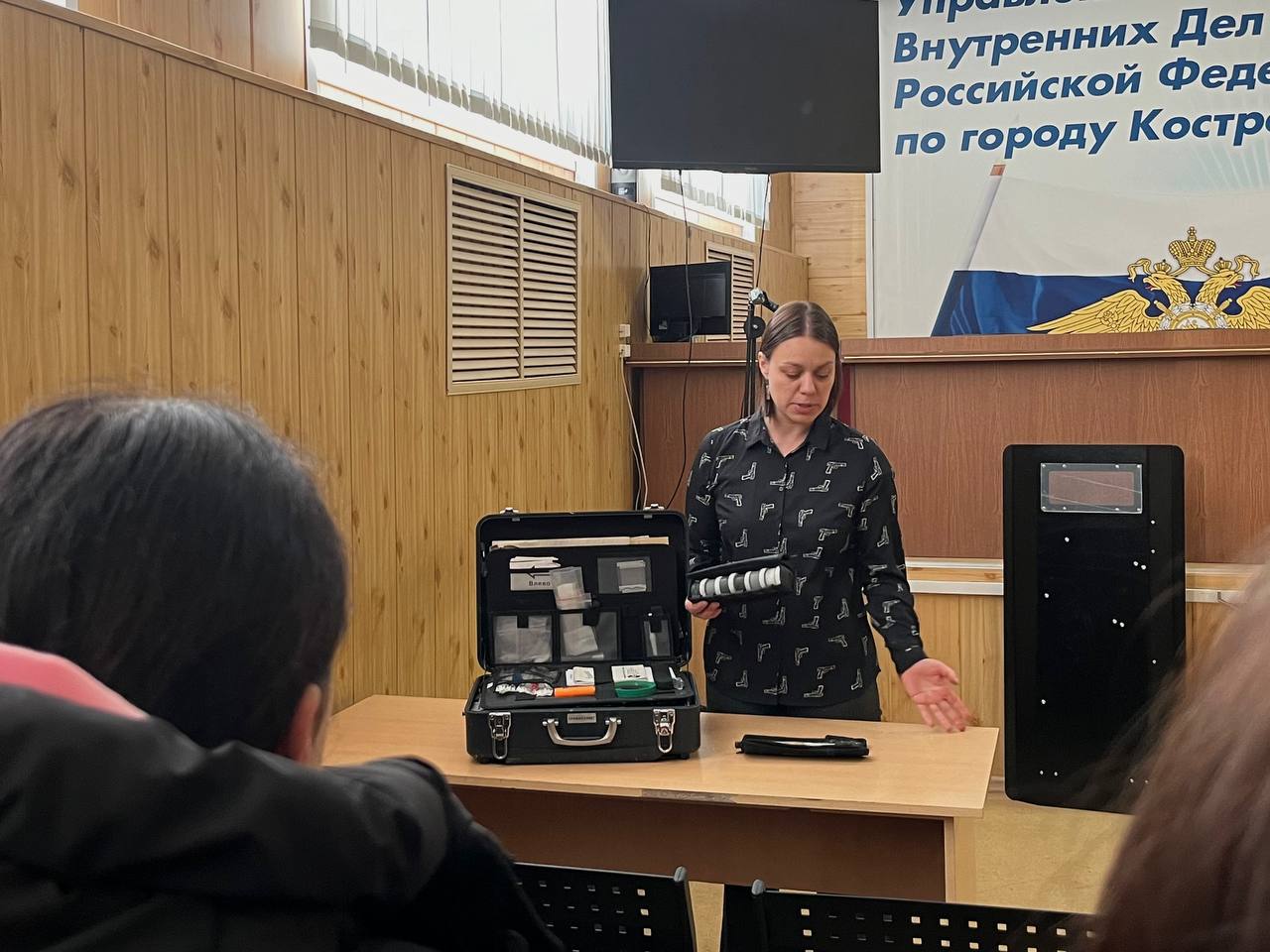 В УМВД России по г. Костроме прошел день открытых дверей для студентов В УМВД России по г. Костроме прошел день открытых дверей для студентов