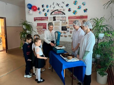 ���������� ����� ��������� � ��������� �����: 125 ������� ������