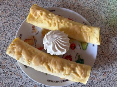 Белковый рулет для завтрака и ужина — просто, сытно и без муки