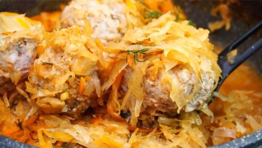 Тефтели с капустой: простое и вкусное решение для обеда
