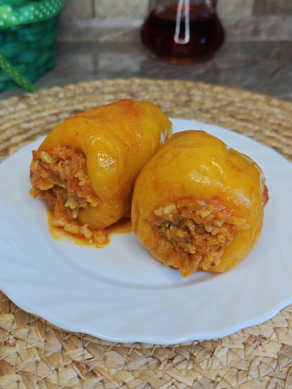 Сочные фаршированные перцы: легкий рецепт на каждый день