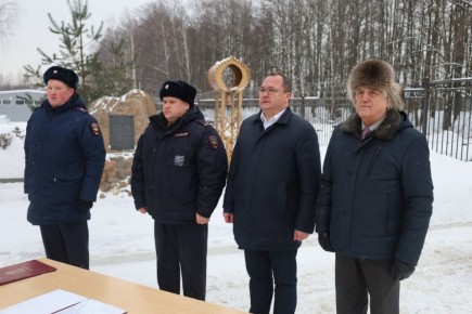 � ���� ������ �� �. �������� ���������� ������������� ��������� ���������� � �������