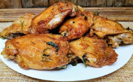 Как приготовить идеальные куриные бедрышки на сковороде: секреты и рекомендации