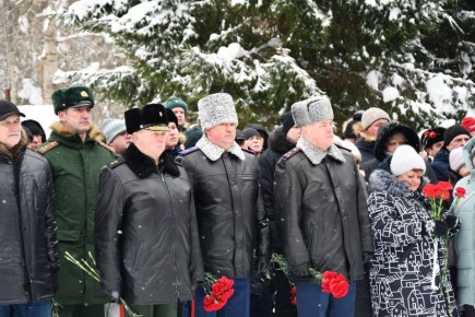 Руководитель следственного управления СК России по Костромской области принял участие в мероприятии, посвящённом Дню памяти о россиянах, исполнявших служебный долг за пределами Отечества