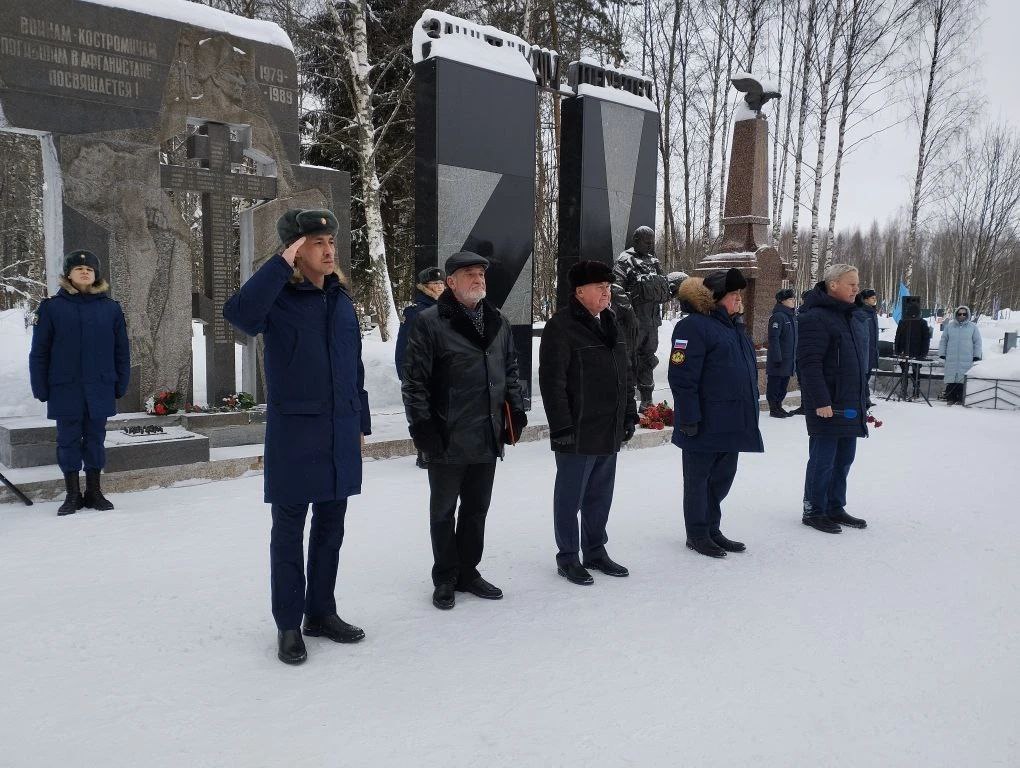 Алексей Смирнов: 15 февраля 37 лет назад последняя колонна советских войск покинула территорию Афганистана Алексей Смирнов: 15 февраля 37 лет назад последняя колонна советских войск покинула территорию Афганистана