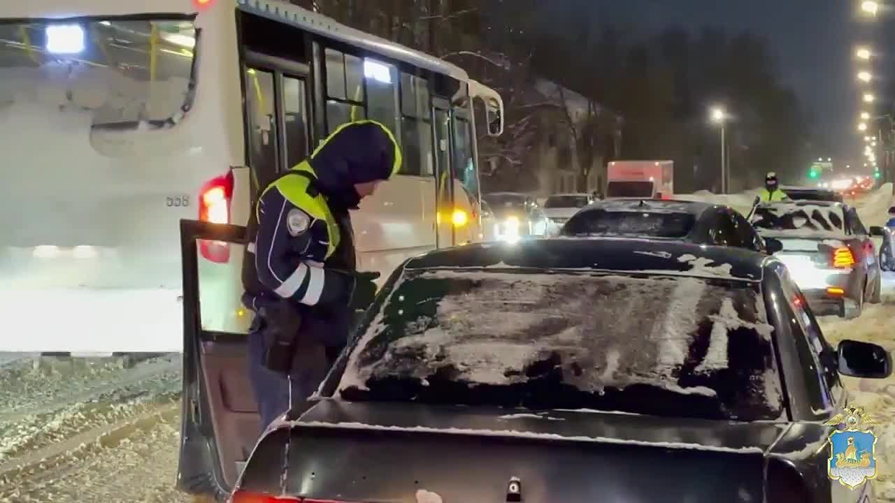 Накануне региональные автополицейские организовали сплошные проверки водителей Цель мероприятий - профилактика ДТП с участием нетрезвых автолюбителей В ходе рейда инспекторы отдельной роты ДПС выявили нетрезвого водителя...