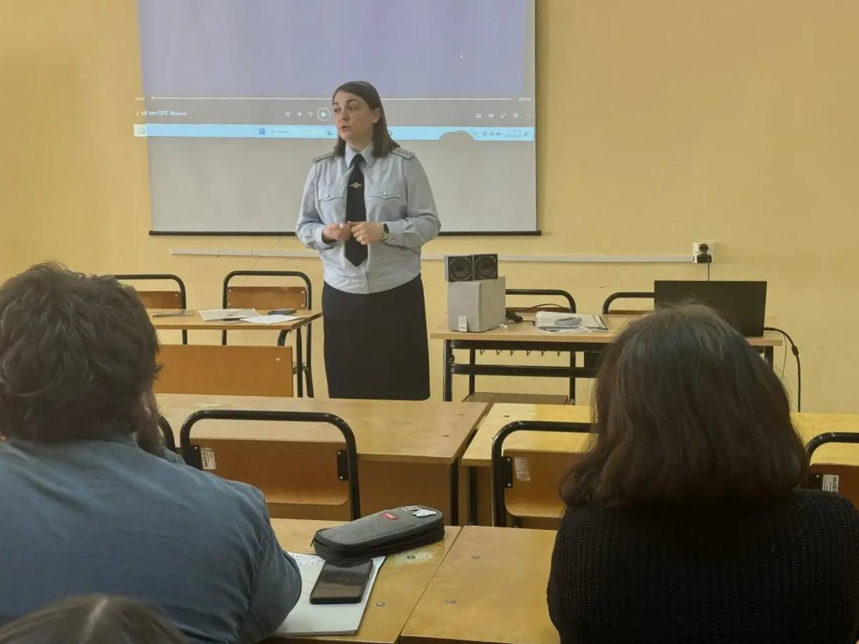 В Институте педагогики и психологии КГУ прошла встреча со студентами четвёртого курса В Институте педагогики и психологии КГУ прошла встреча со студентами четвёртого курса