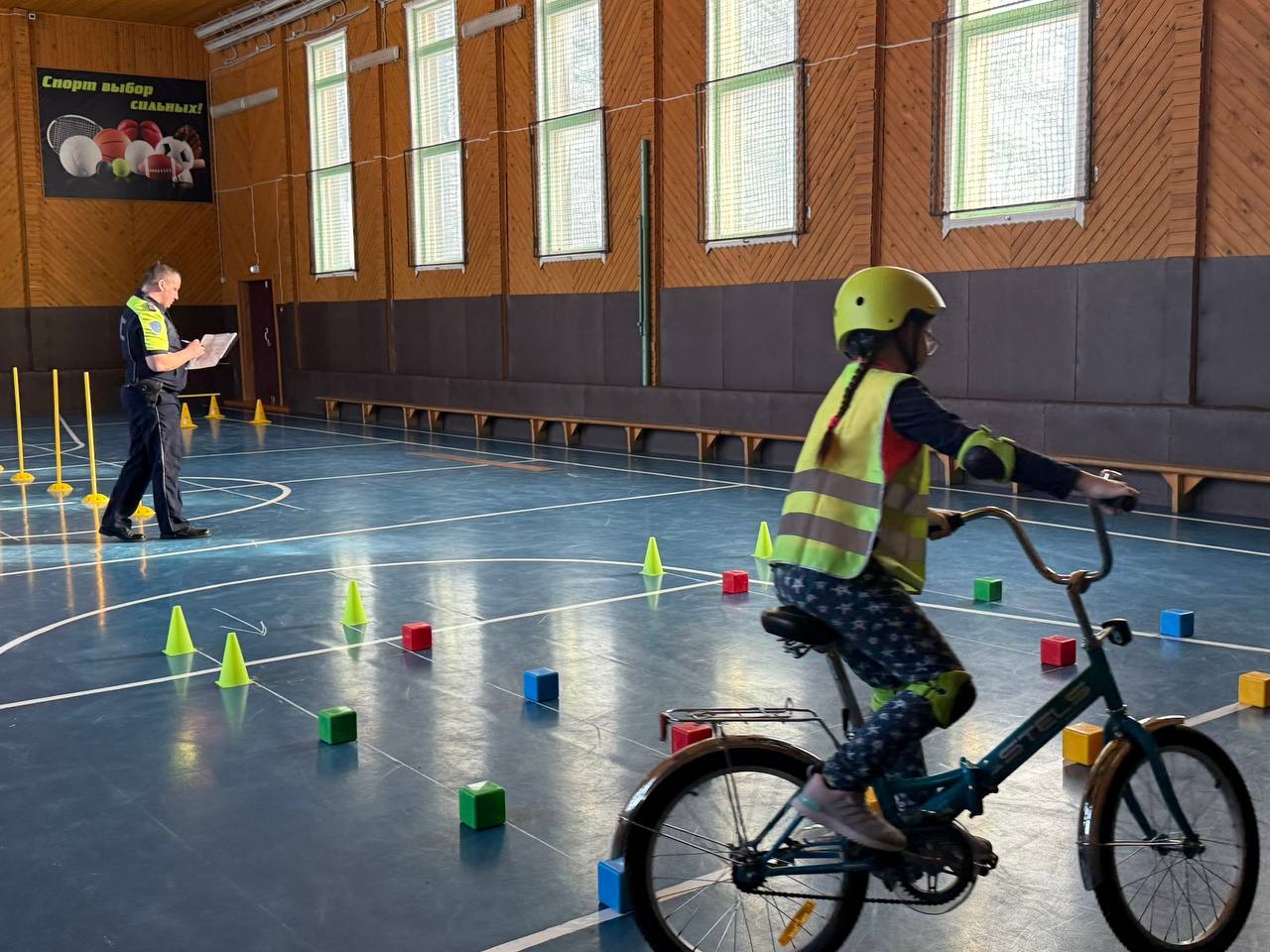 На территории региона продолжаются муниципальные этапы конкурса юных инспекторов движения «Безопасное колесо — 2026» На территории региона продолжаются муниципальные этапы конкурса юных инспекторов движения «Безопасное колесо — 2026»