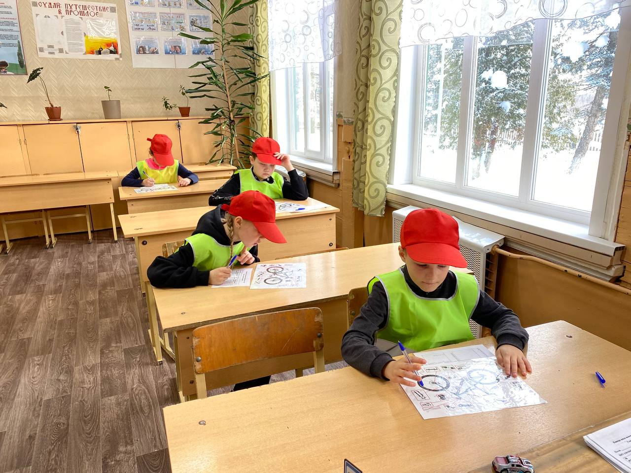 На территории региона продолжаются муниципальные этапы конкурса юных инспекторов движения «Безопасное колесо — 2026» На территории региона продолжаются муниципальные этапы конкурса юных инспекторов движения «Безопасное колесо — 2026»