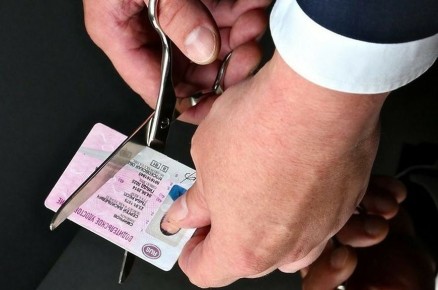 Что делать при лишении водительских прав: как защитить свои интересы в 2026 году