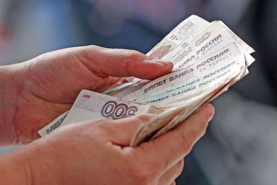 Наличные остаются важными: сколько денег стоит держать под рукой по мнению экспертов