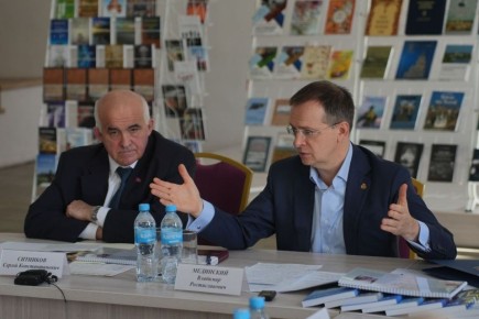 Владимир Мединский: В Костроме провел собрания актива СПР и РВИО