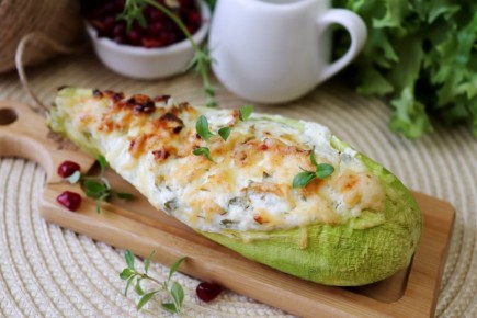 Кабачок с творожно-сырной начинкой: легкий в приготовлении и незабываемо вкусный