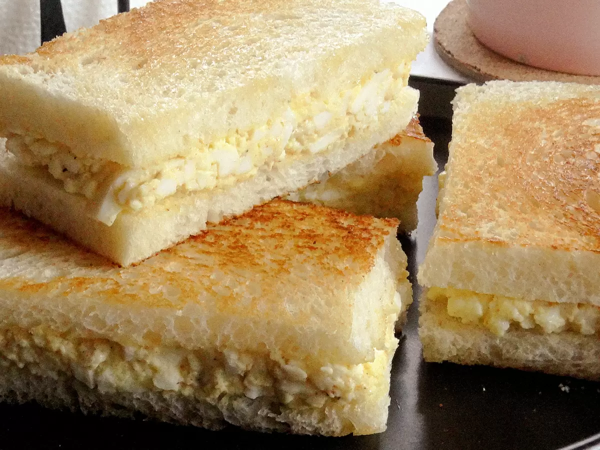 Быстрые и вкусные яичные сэндвичи за 15 минут