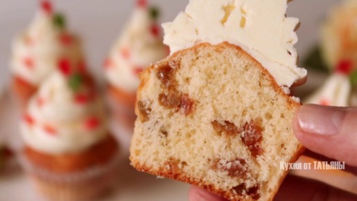 Творожные кексы с кремом на сгущенке: как приготовить шедевр за 10 минут