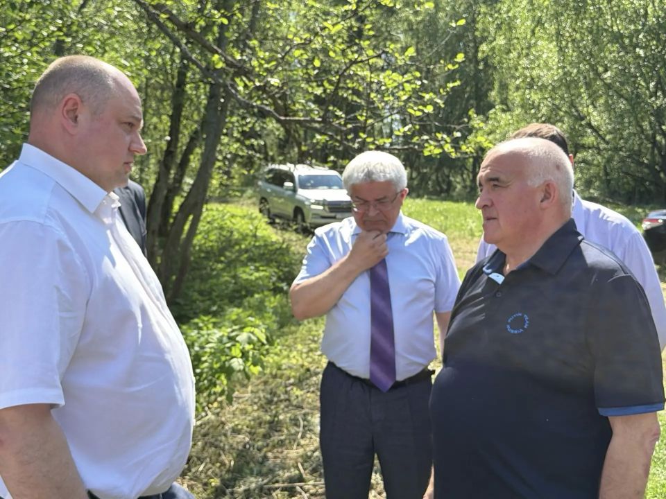 Губернатор приехал на Костромскую лесную опытную станцию
