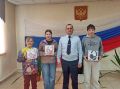 В Нее накануне Дня защиты детей полицейские устроили праздник для воспитанников подшефного реабилитационного центра