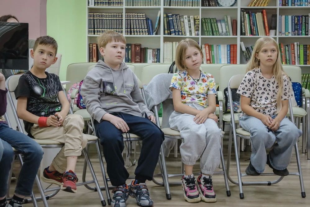 Сотрудники полиции провели профилактическую встречу с воспитанниками пришкольного лагеря в рамках акции «Безопасное лето» Сотрудники полиции провели профилактическую встречу с воспитанниками пришкольного лагеря в рамках акции «Безопасное лето»