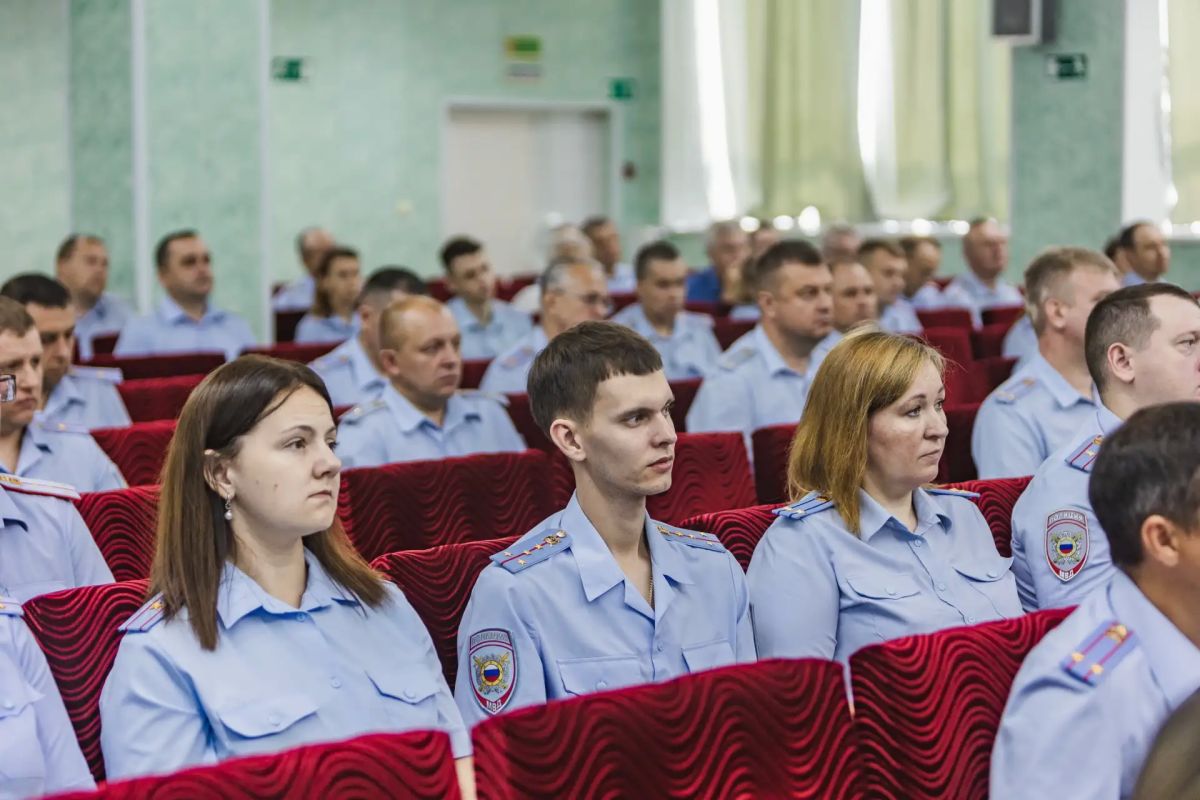 В УМВД России по Костромской области состоялась заседание коллегии, на которой подвели итоги работы за первое полугодие 2026 года В УМВД России по Костромской области состоялась заседание коллегии, на которой подвели итоги работы за первое полугодие 2026 года