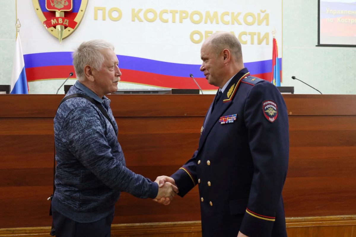 В Костроме состоялось собрание, посвященное дню образования патрульно-постовой службы полиции В Костроме состоялось собрание, посвященное дню образования патрульно-постовой службы полиции