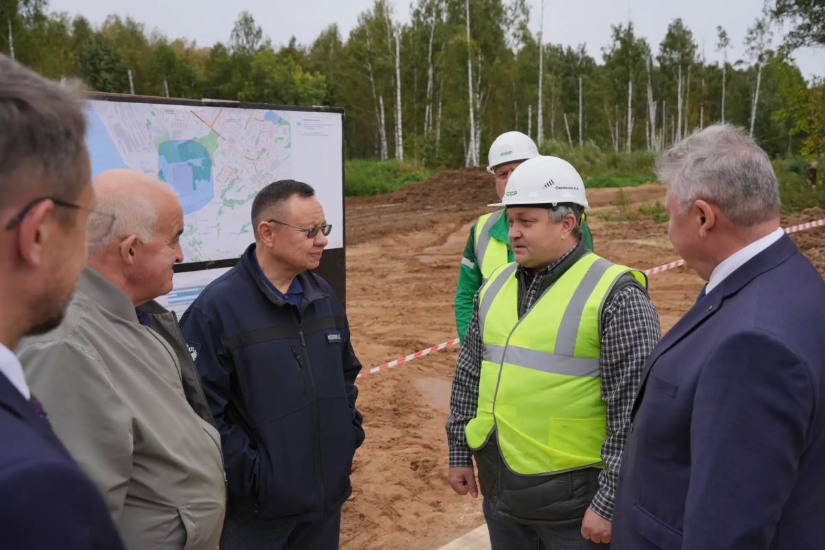 Глава Минстроя Ирек Файзуллин совершил рабочую поездку в Костромскую область Глава Минстроя Ирек Файзуллин совершил рабочую поездку в Костромскую область