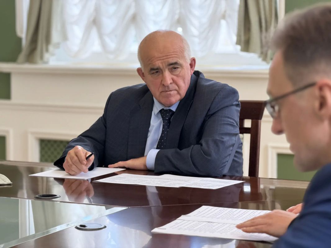 «Не переживайте, мы вам обязательно поможем», – губернатор Сергей Ситников провёл личный приём родителей, которые воспитывают детей с особенностями здоровья «Не переживайте, мы вам обязательно поможем», – губернатор Сергей Ситников провёл личный приём родителей, которые воспитывают детей с особенностями здоровья