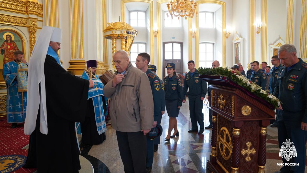 В Костромском кремле состоялся благодарственный молебен перeд иконой Божией Матери «Неопалимая Купина» В Костромском кремле состоялся благодарственный молебен перeд иконой Божией Матери «Неопалимая Купина»