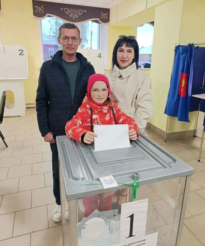 В Костромской области, как и по всей стране, продолжается голосование по выборам депутатов Государственной Думы девятого созыва В Костромской области, как и по всей стране, продолжается голосование по выборам депутатов Государственной Думы девятого созыва