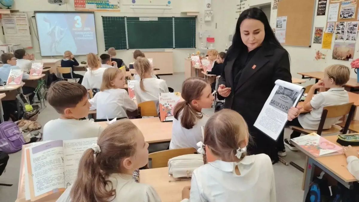 Олег Болоховец: Кадровое пополнение в наших школах, садиках и центрах допобразования Олег Болоховец: Кадровое пополнение в наших школах, садиках и центрах допобразования
