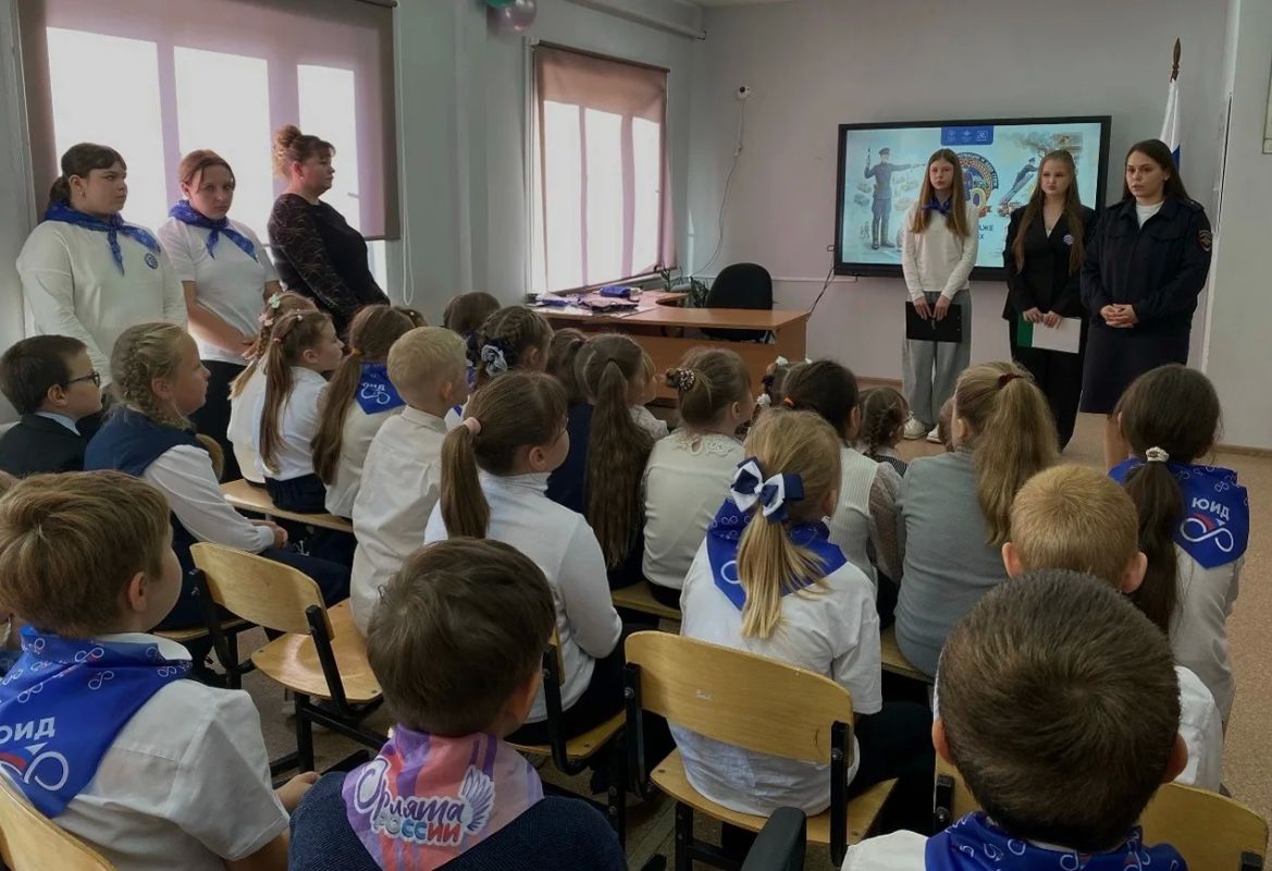 «Дядя Стёпа» на страже дорожной безопасности: как классика помогает учить ПДД «Дядя Стёпа» на страже дорожной безопасности: как классика помогает учить ПДД