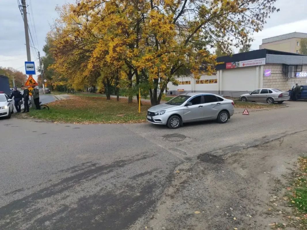 На Некрасовском шоссе в Костроме под колеса автомобиля попал 15-летний велосипедист