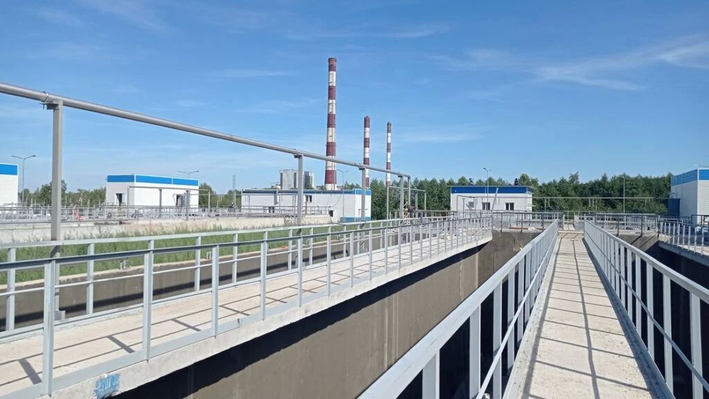 ЭКС-ЧИНОВНИКА ОТПРАВИЛИ НА ПОЛТОРА ГОДА В КОЛОНИЮ ЗА ПЛОХОЙ КОНТРОЛЬ ЗА СТРОЙКОЙ ОЧИСТНЫХ СООРУЖЕНИЙ В КОСТРОМСКОЙ ОБЛАСТИ
