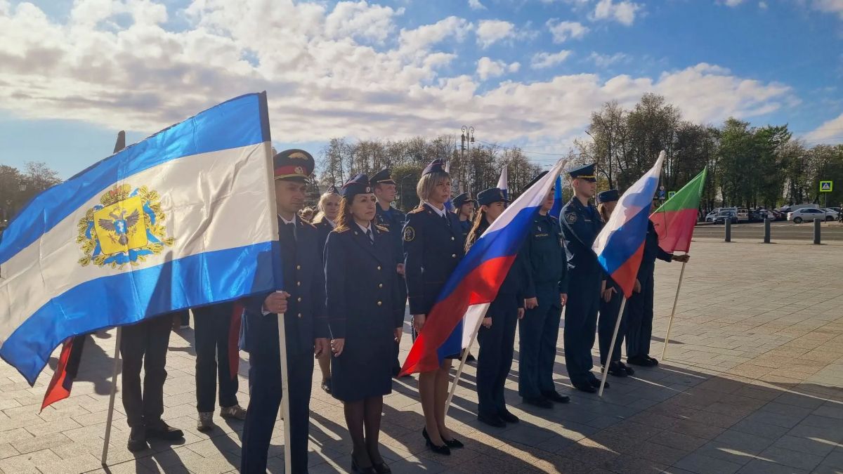 Сотрудники СУ СК России по Костромской области приняли участие в акции «Мы едины и непобедимы»