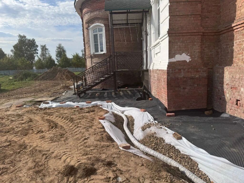 КОСТРОМИЧИ МОГУТ ПОЖЕРТВОВАТЬ ДЕНЬГИ НА СТРОИТЕЛЬСТВО ХРАМА В ПОСЕЛКЕ КАРАВАЕВО