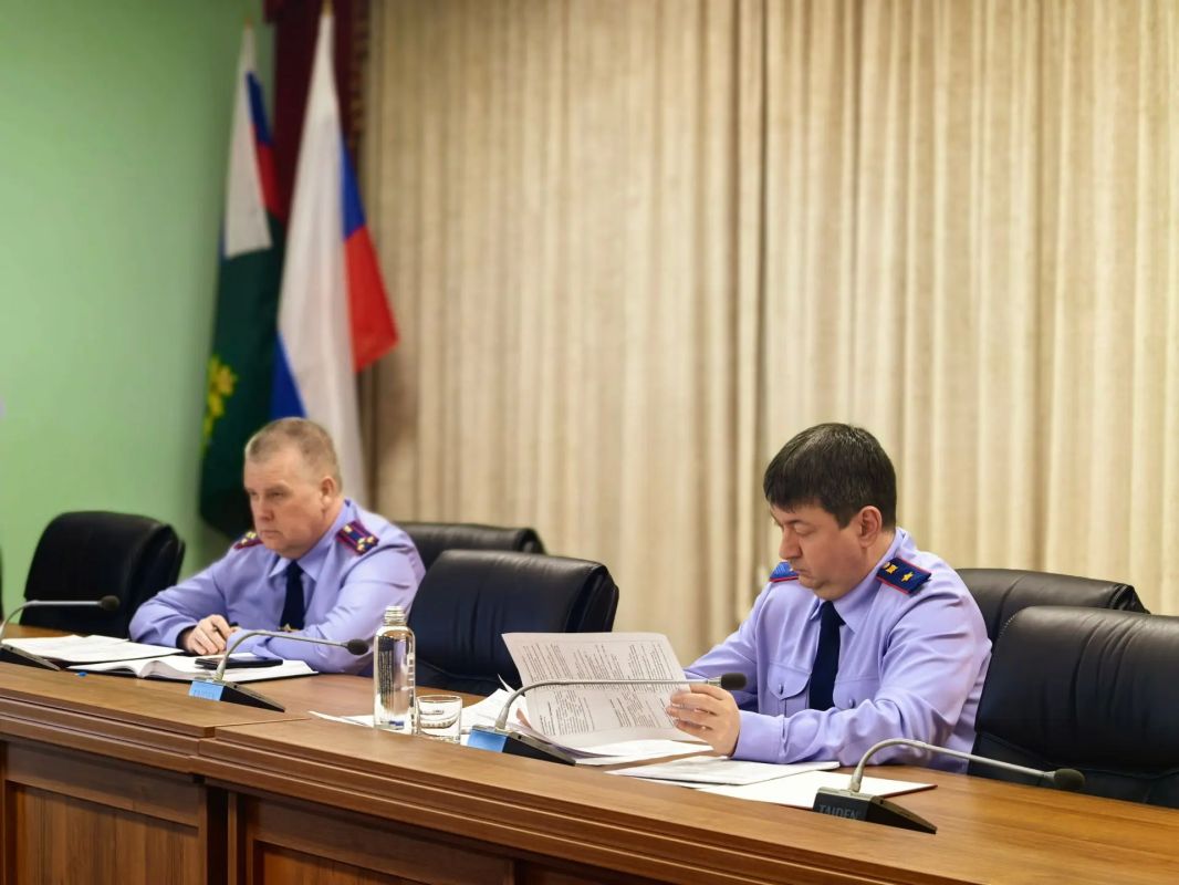 Руководитель следственного управления Следственного комитета Российской Федерации по Костромской области генерал-майор юстиции Левченко Денис Николаевич провёл заседание коллегии по итогам работы за девять месяцев 2026 года Руководитель следственного управления Следственного комитета Российской Федерации по Костромской области генерал-майор юстиции Левченко Денис Николаевич провёл заседание коллегии по итогам работы за девять месяцев 2026 года